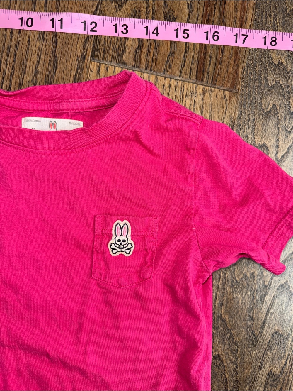 Psycho Bunny Kids Short Sleeve Tee in HotPink Pocket Bunny Patch 2T 18-24 unisex - Picture 4 of 7